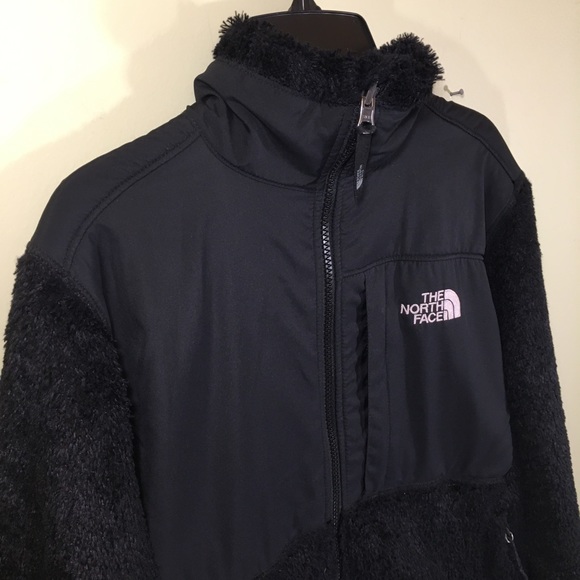 The North Face Black Furry Fleece Jacket - Picture 6 of 15
